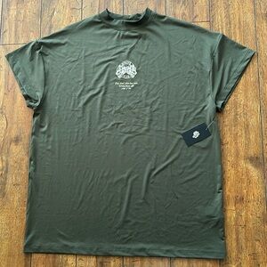 NWT Darcsport Kin Wolves Combat Green Tee